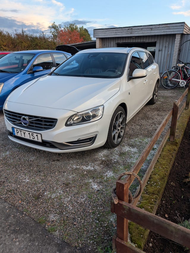 Volvo V60 2015 – bild 2