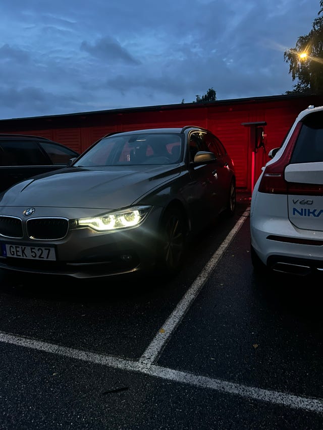 BMW 318d 2016 – bild 2