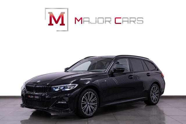 BMW 330e 2021