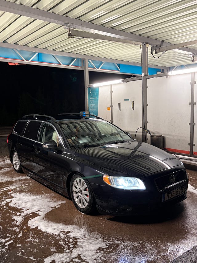 Volvo V70 2010