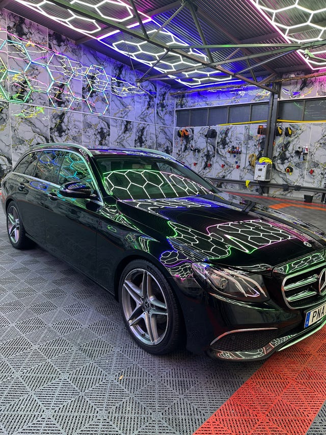 Mercedes-Benz E220 2020
