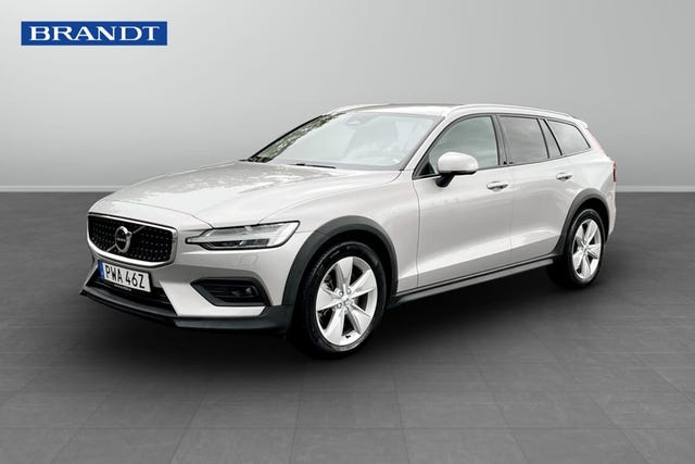 Volvo V60 Cross Country 2024