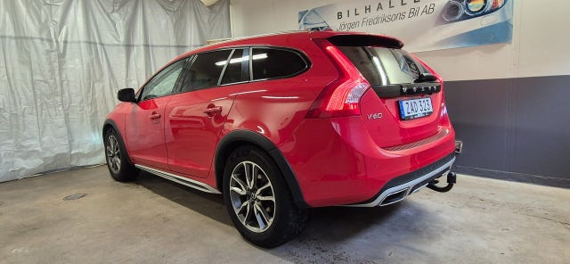 Volvo V60 Cross Country 2018
