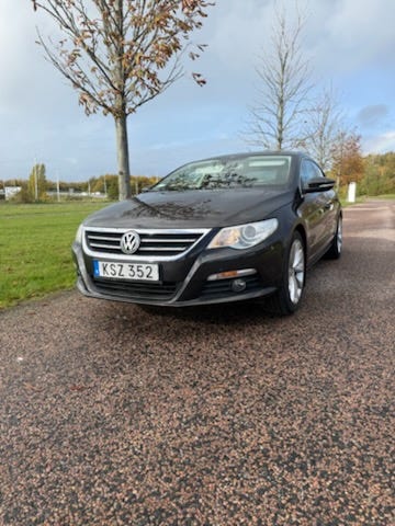Volkswagen Passat CC 2011