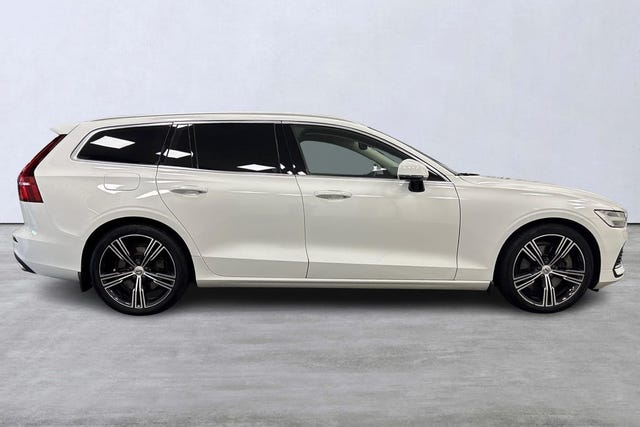Volvo V60 2021 – bild 3