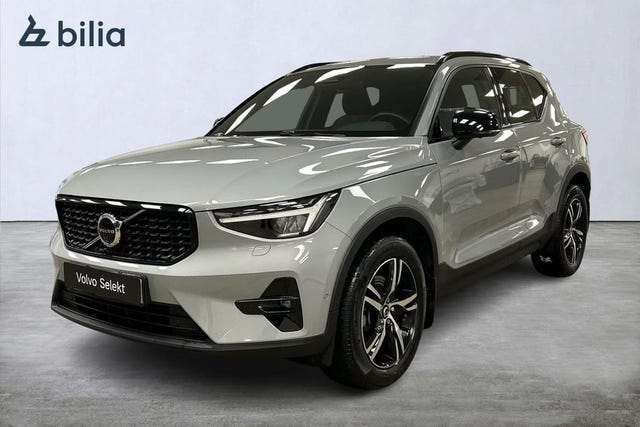 Volvo XC40 2025