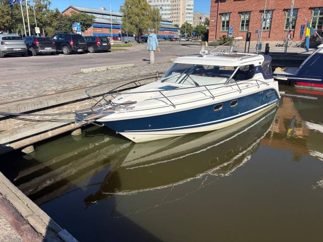 Aquador 26 HT / D4 Nyrenoverad/Bra Spec