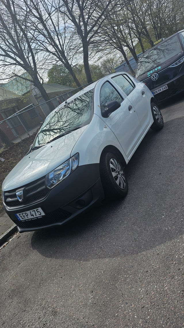 Dacia Sandero 2015