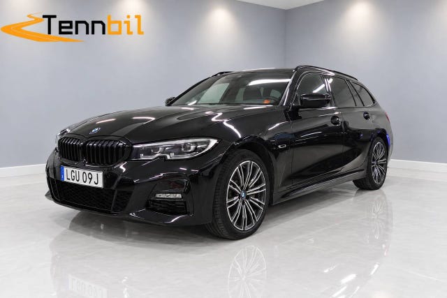 BMW 330e 2022