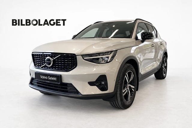 Volvo XC40 2025
