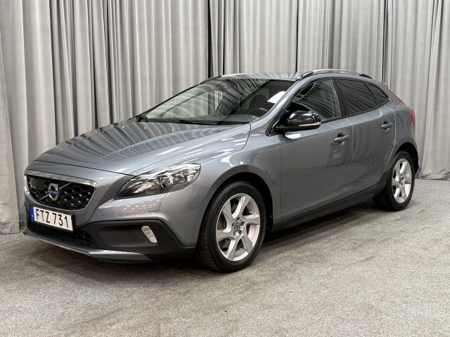 Volvo V40 Cross Country 2016