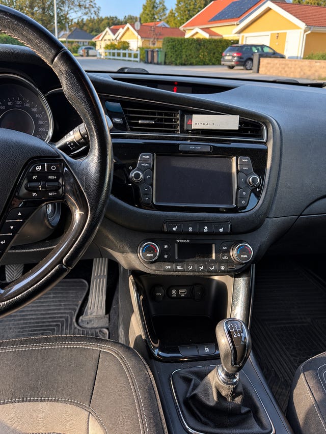 Kia Ceed 2016 – bild 3