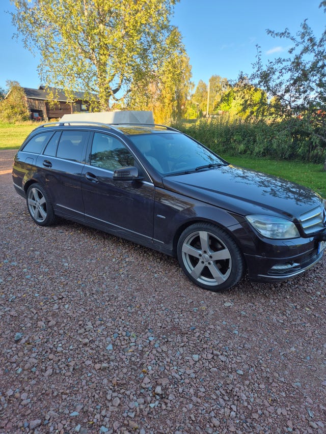 Mercedes-Benz C 250 2011