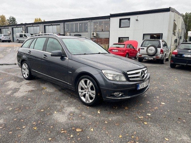 Mercedes-Benz C180 2011