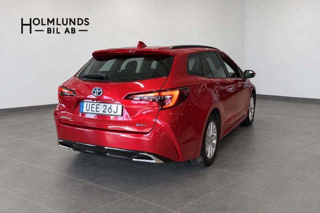 Toyota Corolla 2024 – bild 3