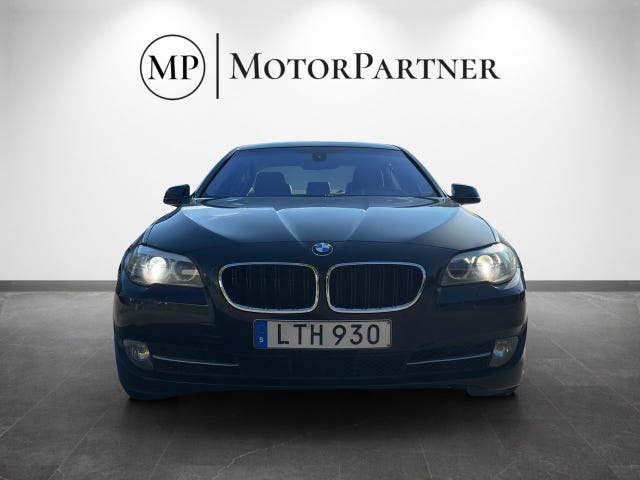 BMW 520d 2011 – bild 2