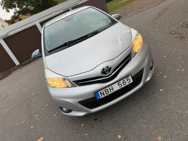 Toyota Yaris 2012