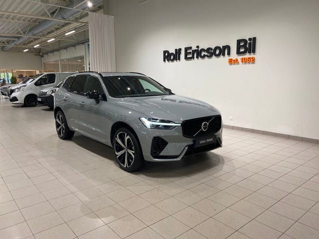 Volvo XC60 2025