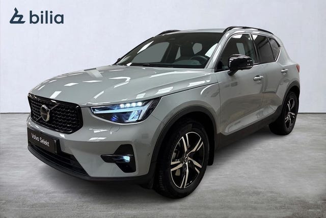 Volvo XC40 2025