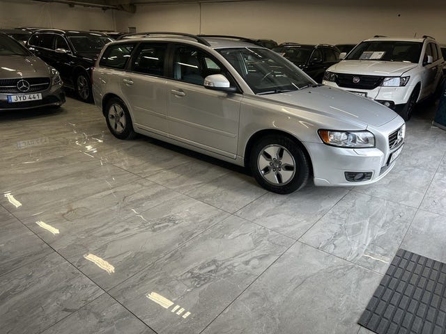 Volvo V50 2011 – bild 2
