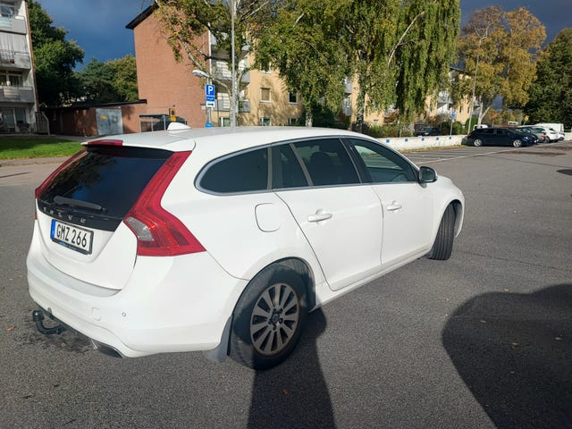 Volvo V60 2015 – bild 3