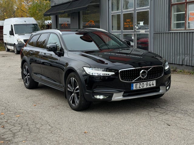 Volvo V90 Cross Country 2020 – bild 4