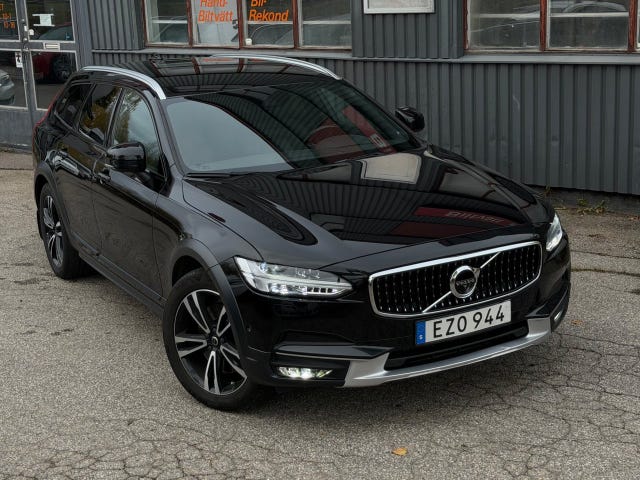 Volvo V90 Cross Country 2020 – bild 2