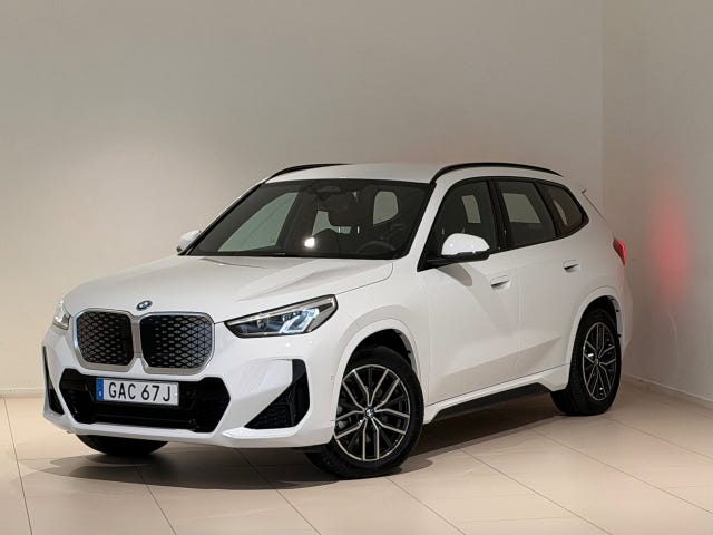 BMW iX1 2026