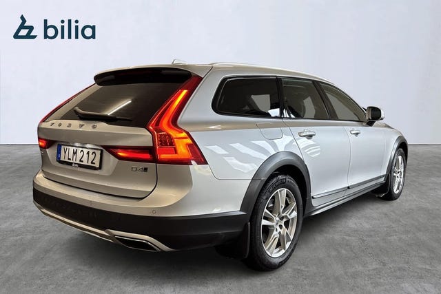 Volvo V90 Cross Country 2019 – bild 4