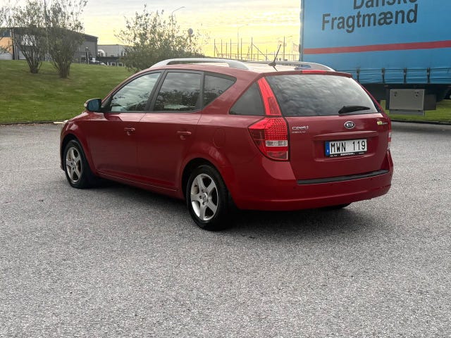 Kia Ceed 2012 – bild 4