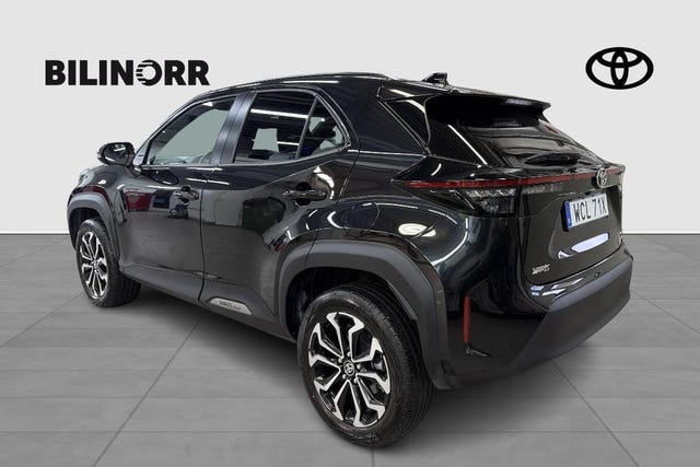 Toyota Yaris Cross 2025 – bild 2