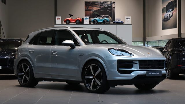 Porsche Cayenne 2025