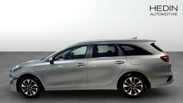 Kia Ceed 2024 – bild 2