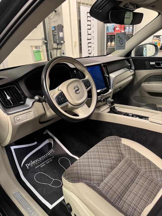 Volvo XC60 2018 – bild 2