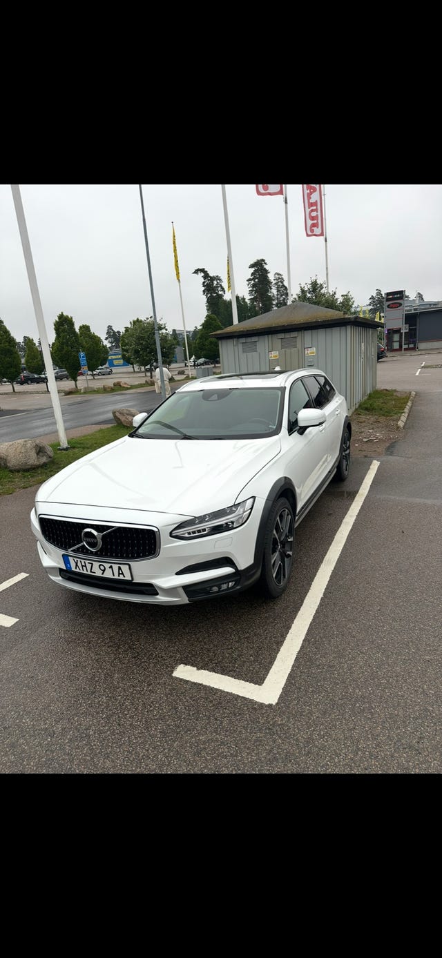 Volvo V90 Cross Country 2020