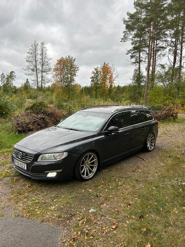 Volvo V70 2016