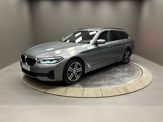 BMW 530e 2023