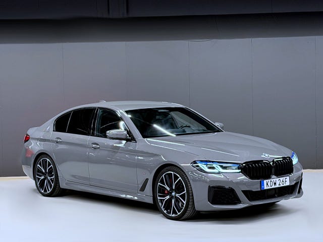 BMW M550i 2021