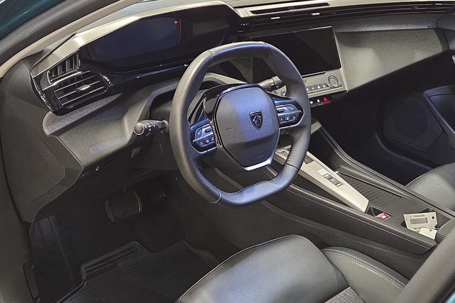 Peugeot 308 SW 2025 – bild 4