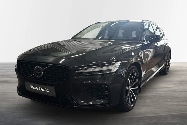 Volvo V60 2025