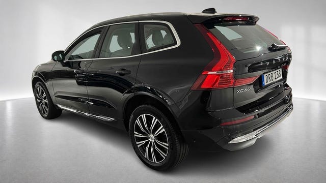 Volvo XC60 2022 – bild 2