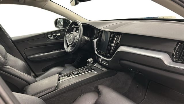 Volvo XC60 2019 – bild 3