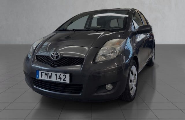 Toyota Yaris 2011