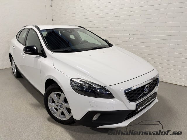 Volvo V40 Cross Country 2016