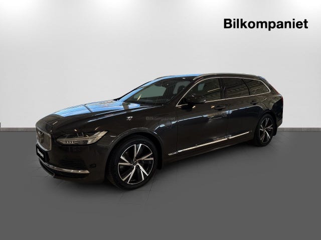 Volvo V90 2023