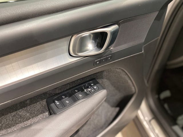 Volvo XC40 2025 – bild 3