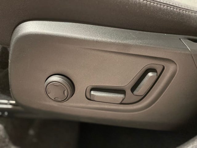 Volvo XC40 2025 – bild 4