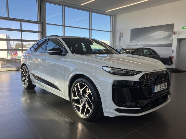 Audi Q6 e-tron 2026
