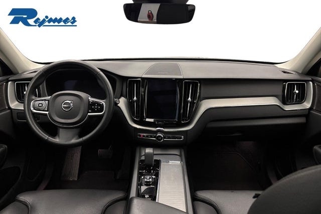 Volvo XC60 2024 – bild 2