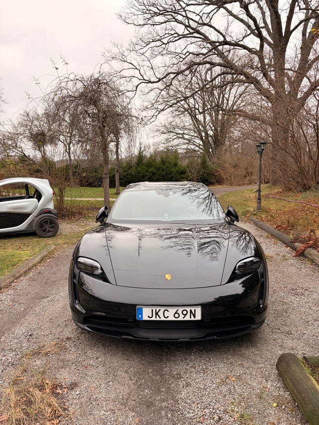 Porsche Taycan 4 2024